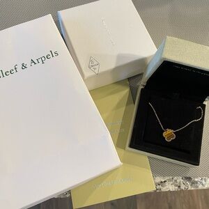 Van Cleef Necklace Tiger Eye